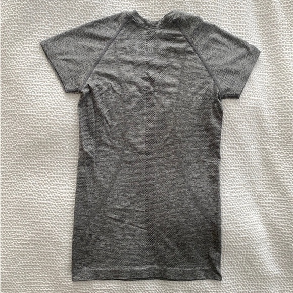 Lululemon Peloton Run Swiftly Tee - 4 - Picture 2 of 3